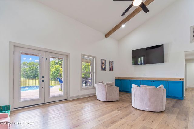 1750 Greens Chapel Rd, Bloomfield, KY 40008