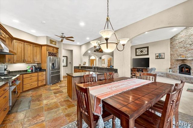 1504 Gedern Drive, Columbia, IL 62236