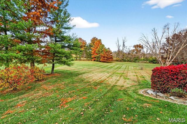 1504 Gedern Drive, Columbia, IL 62236