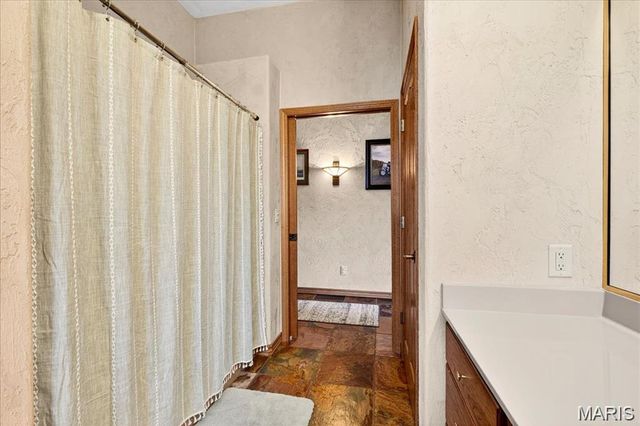 1504 Gedern Drive, Columbia, IL 62236