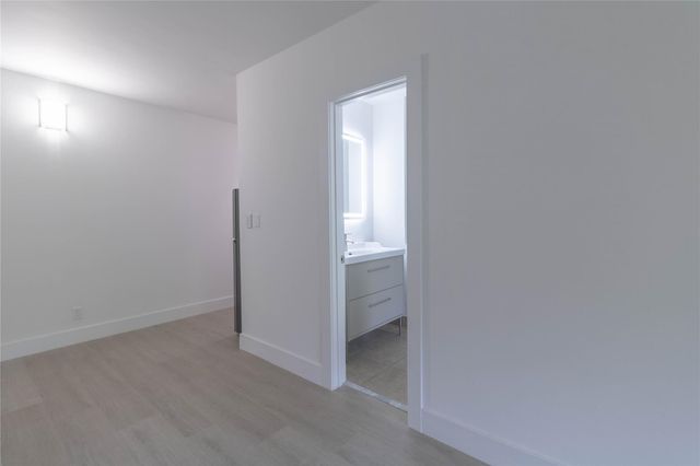 2424 SE 17th Street 305B, Fort Lauderdale, FL 33316