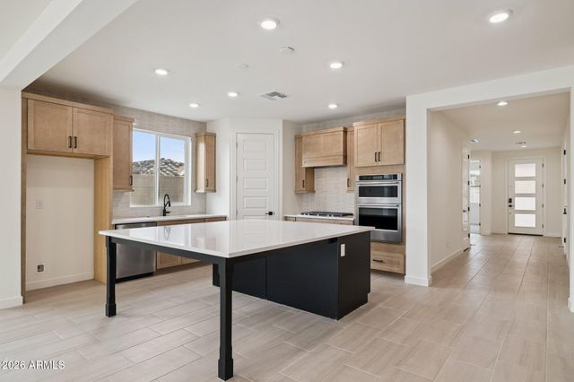 2726 E AGAVE KNOLL Road, Phoenix, AZ 85024