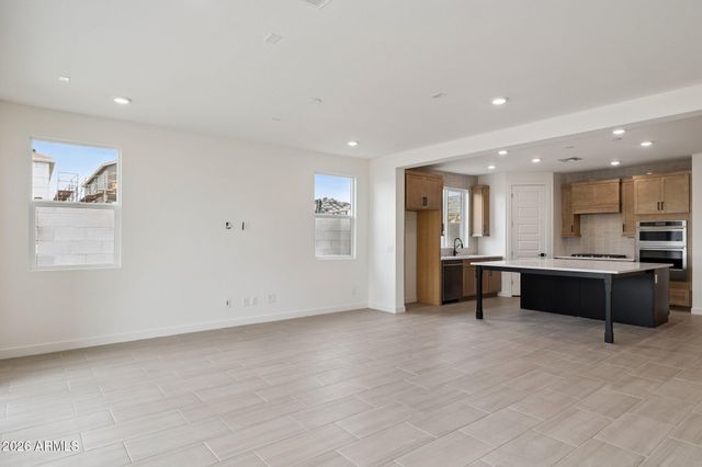 2726 E AGAVE KNOLL Road, Phoenix, AZ 85024