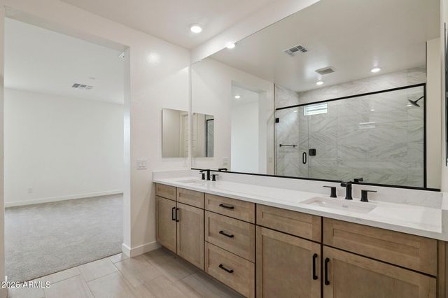 2726 E AGAVE KNOLL Road, Phoenix, AZ 85024