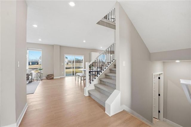 9021 SW 5th Street, Blue Springs, MO 64064