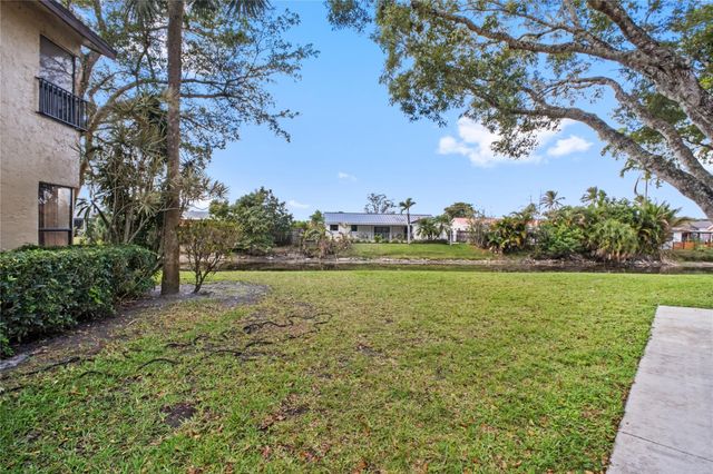 3759 Cocoplum Circle 3759, Pompano Beach, FL 33063