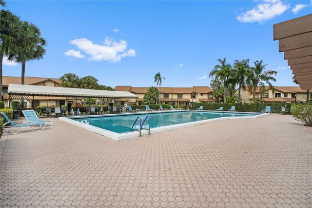 3759 Cocoplum Circle 3759, Pompano Beach, FL 33063