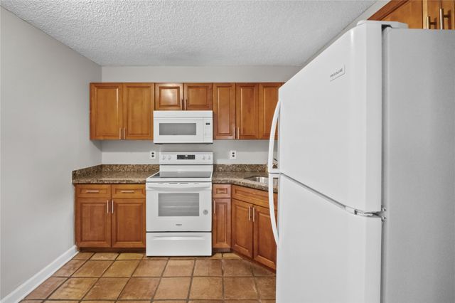 3759 Cocoplum Circle 3759, Pompano Beach, FL 33063