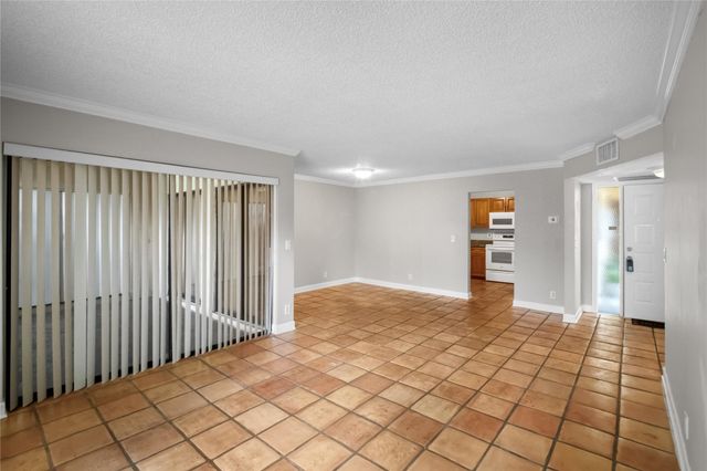 3759 Cocoplum Circle 3759, Pompano Beach, FL 33063