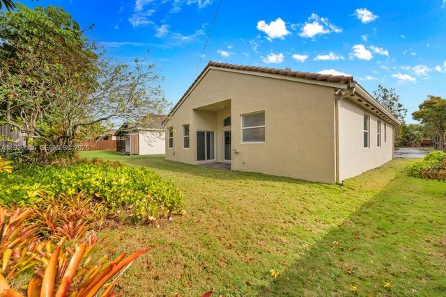 18322 SW 94th Ct, Palmetto Bay, FL 33157