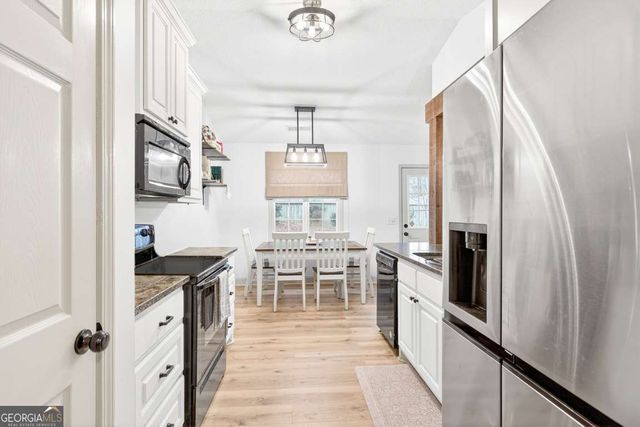 1202 Benton Court, Bethlehem, GA 30620