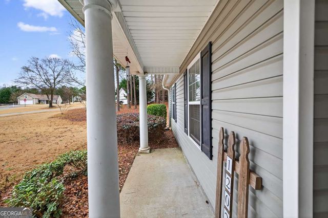 1202 Benton Court, Bethlehem, GA 30620