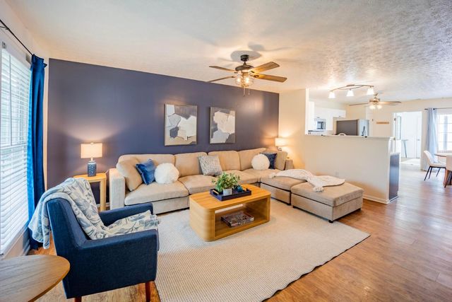 4377 Culburn Park Drive, Grove City, OH 43123