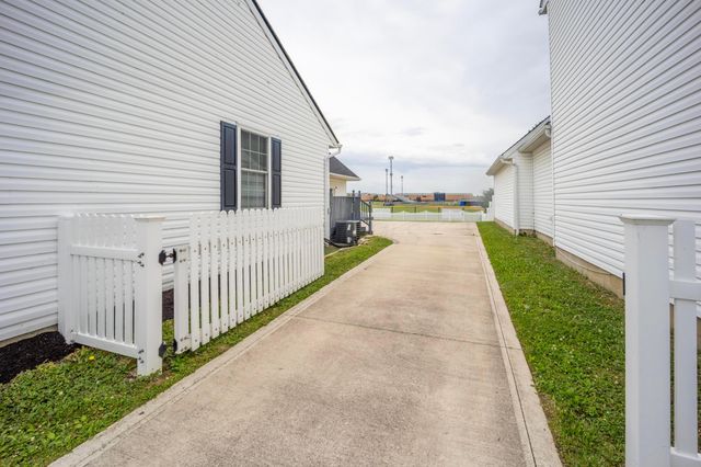 4377 Culburn Park Drive, Grove City, OH 43123