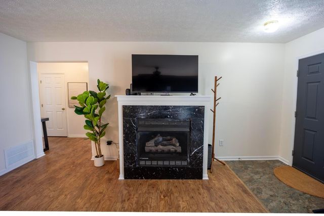 4377 Culburn Park Drive, Grove City, OH 43123