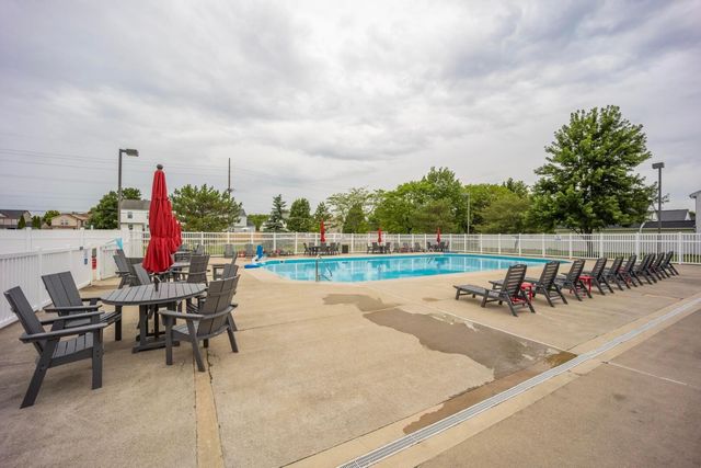 4377 Culburn Park Drive, Grove City, OH 43123