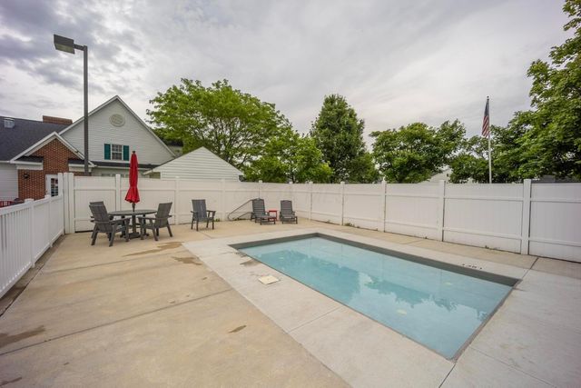 4377 Culburn Park Drive, Grove City, OH 43123