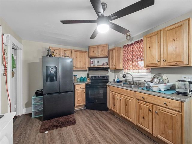 1108 Walnut St, Monaca, PA 15061