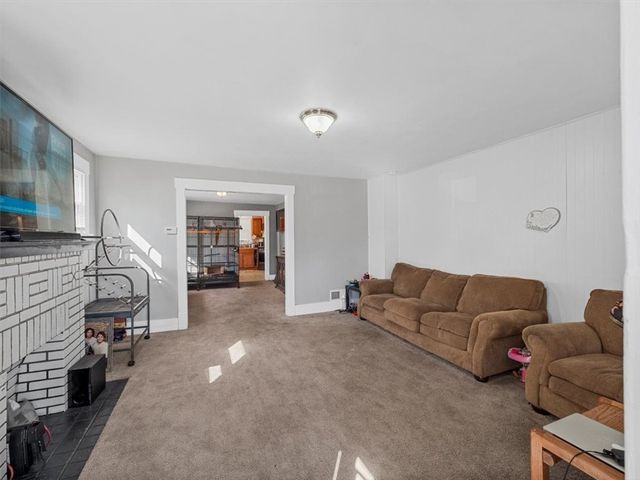 1108 Walnut St, Monaca, PA 15061