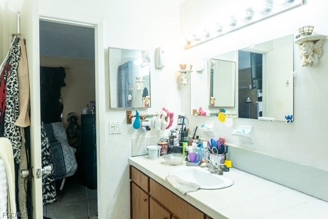 2201 Lotus RD, Fort Myers, FL 33905