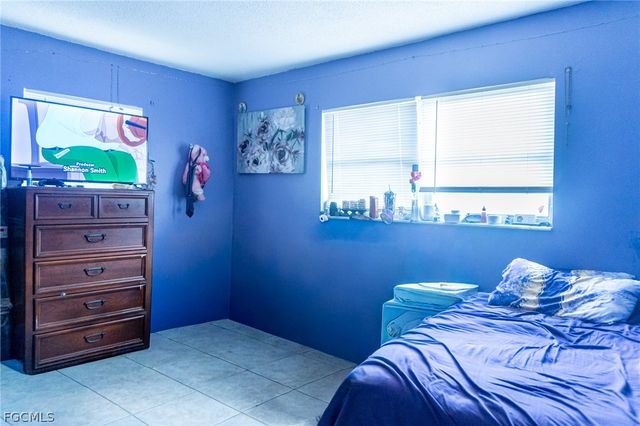 2201 Lotus RD, Fort Myers, FL 33905