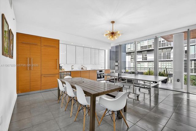 250 NW 24th St 4A, Miami, FL 33127