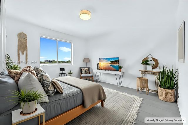 250 NW 24th St 4A, Miami, FL 33127