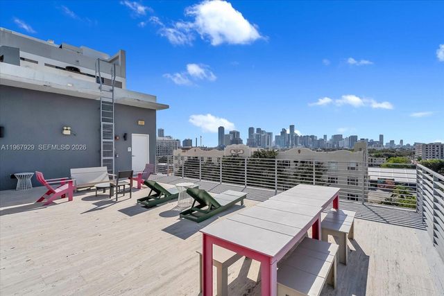 250 NW 24th St 4A, Miami, FL 33127