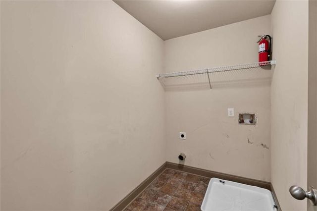 5116 Blossom Brook Drive, Sugar Hill, GA 30518