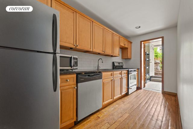 366A MONROE Street, New York City, NY 11221
