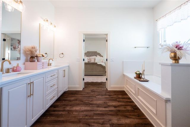 20900 NE 63 Street, Harrah, OK 73045