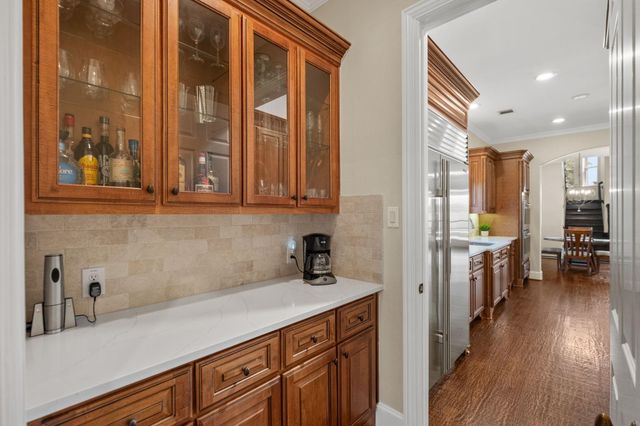 30 Waters Lake Boulevard, Missouri City, TX 77459