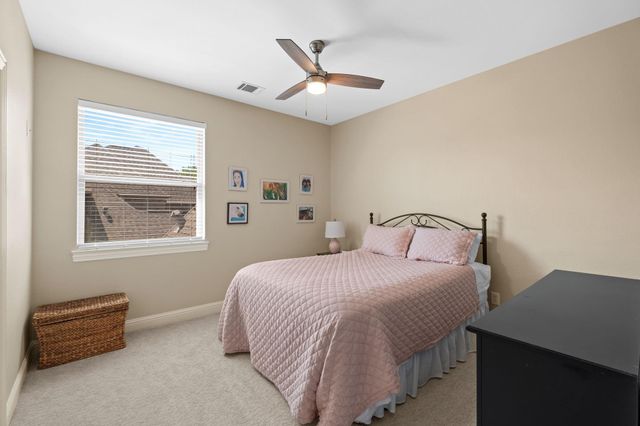 30 Waters Lake Boulevard, Missouri City, TX 77459
