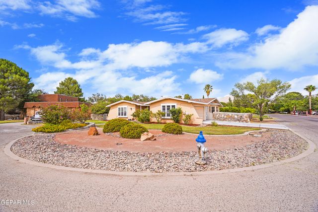 207 SERRANIA Drive, El Paso, TX 79932