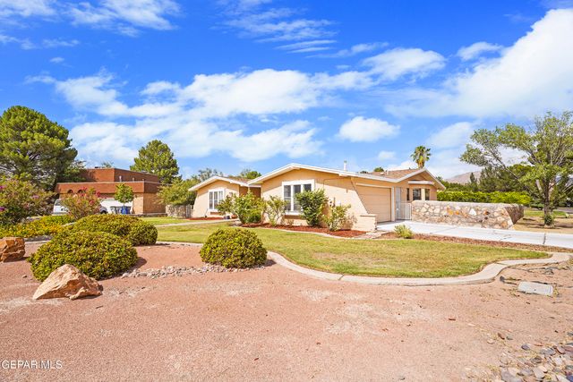 207 SERRANIA Drive, El Paso, TX 79932