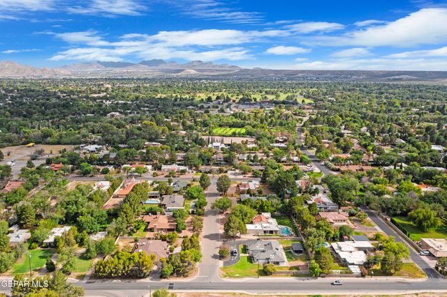 207 SERRANIA Drive, El Paso, TX 79932