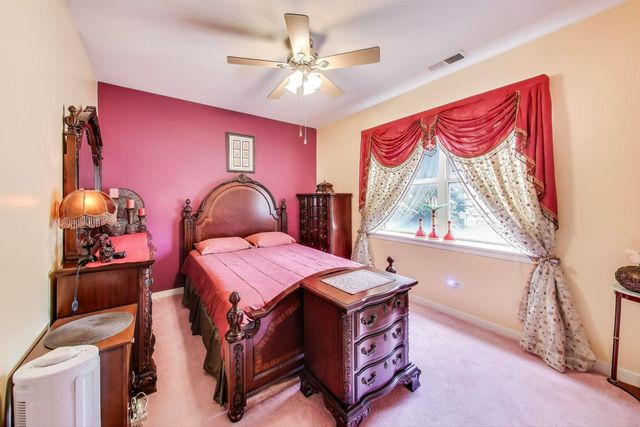 1016 S Racine Avenue 201, Chicago, IL 60607