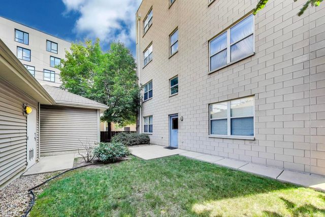 1016 S Racine Avenue 201, Chicago, IL 60607