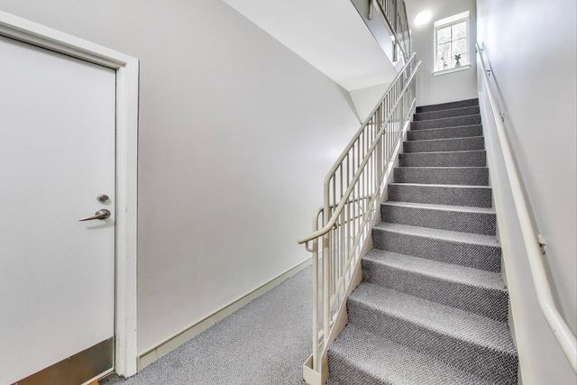 1016 S Racine Avenue 201, Chicago, IL 60607