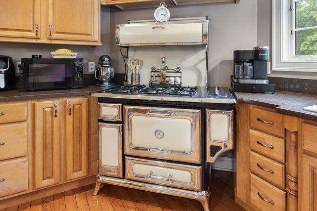 6 Shawns Way, Somersworth, NH 03878