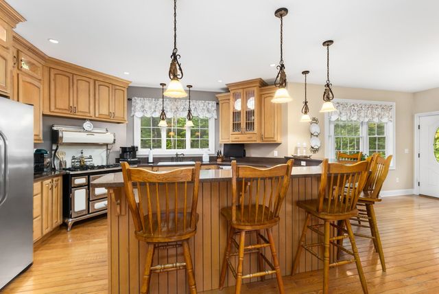6 Shawns Way, Somersworth, NH 03878