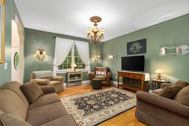 6 Shawns Way, Somersworth, NH 03878