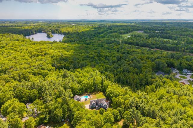 6 Shawns Way, Somersworth, NH 03878