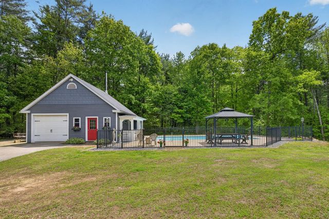 6 Shawns Way, Somersworth, NH 03878