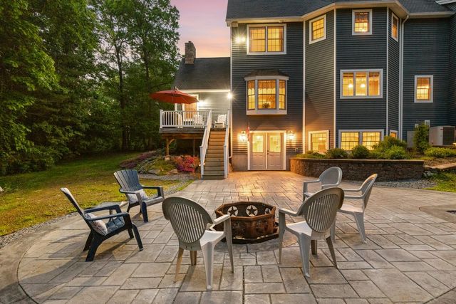6 Shawns Way, Somersworth, NH 03878