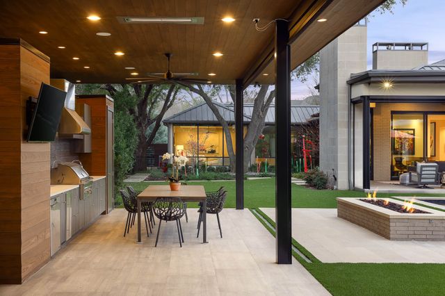 4745 Crooked Lane, Dallas, TX 75229