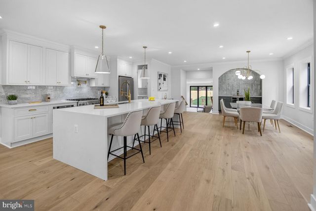 4923 BRANDYWINE ST NW, Washington, DC 20016