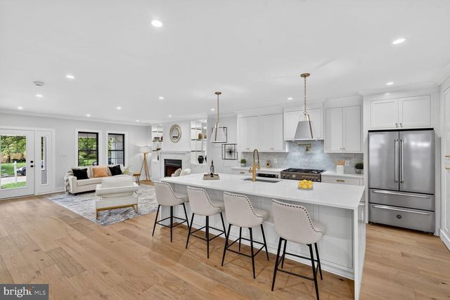4923 BRANDYWINE ST NW, Washington, DC 20016