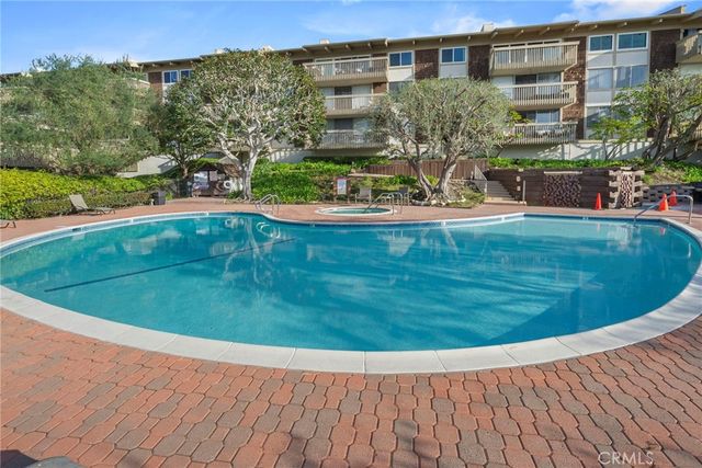 6542 Ocean Crest D207, Rancho Palos Verdes, CA 90275