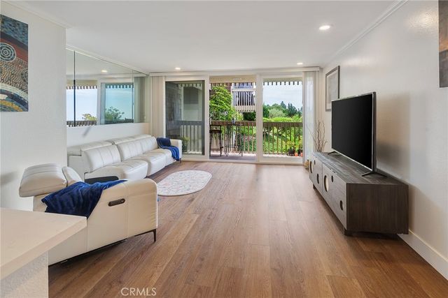 6542 Ocean Crest D207, Rancho Palos Verdes, CA 90275